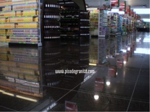 2-supermercado-granito-preto-sao-gabriel